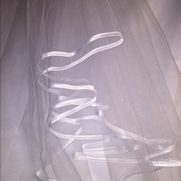 Wedding veil tiered main image 4